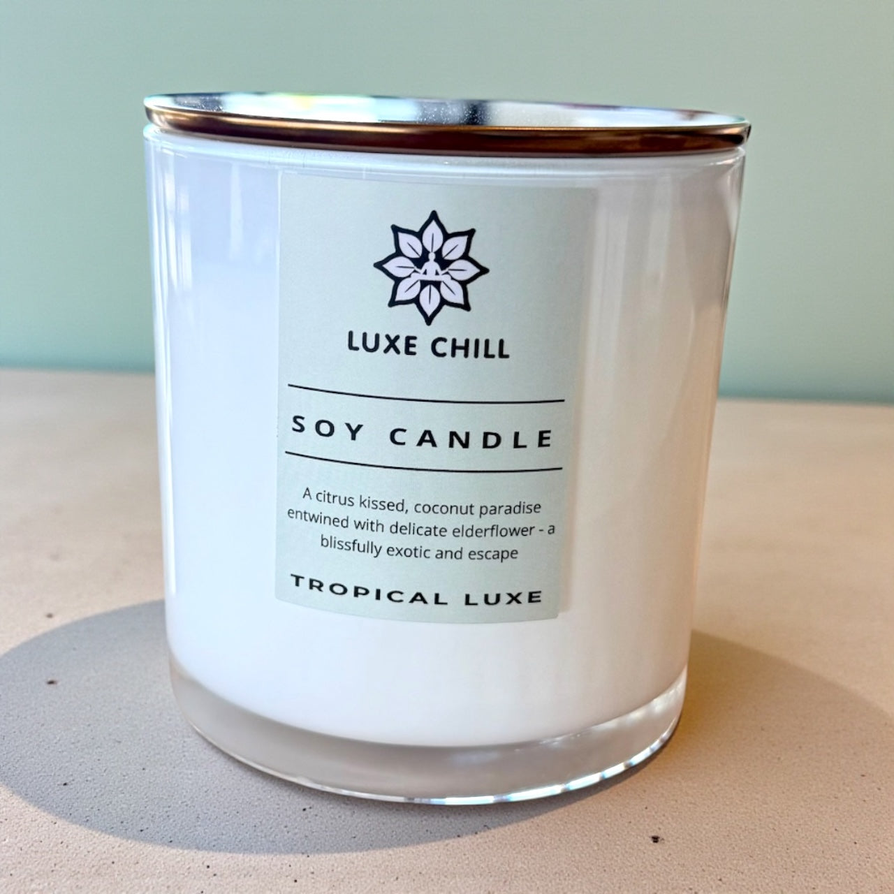 Luxe Chill Signature Candle - Tropical Luxe